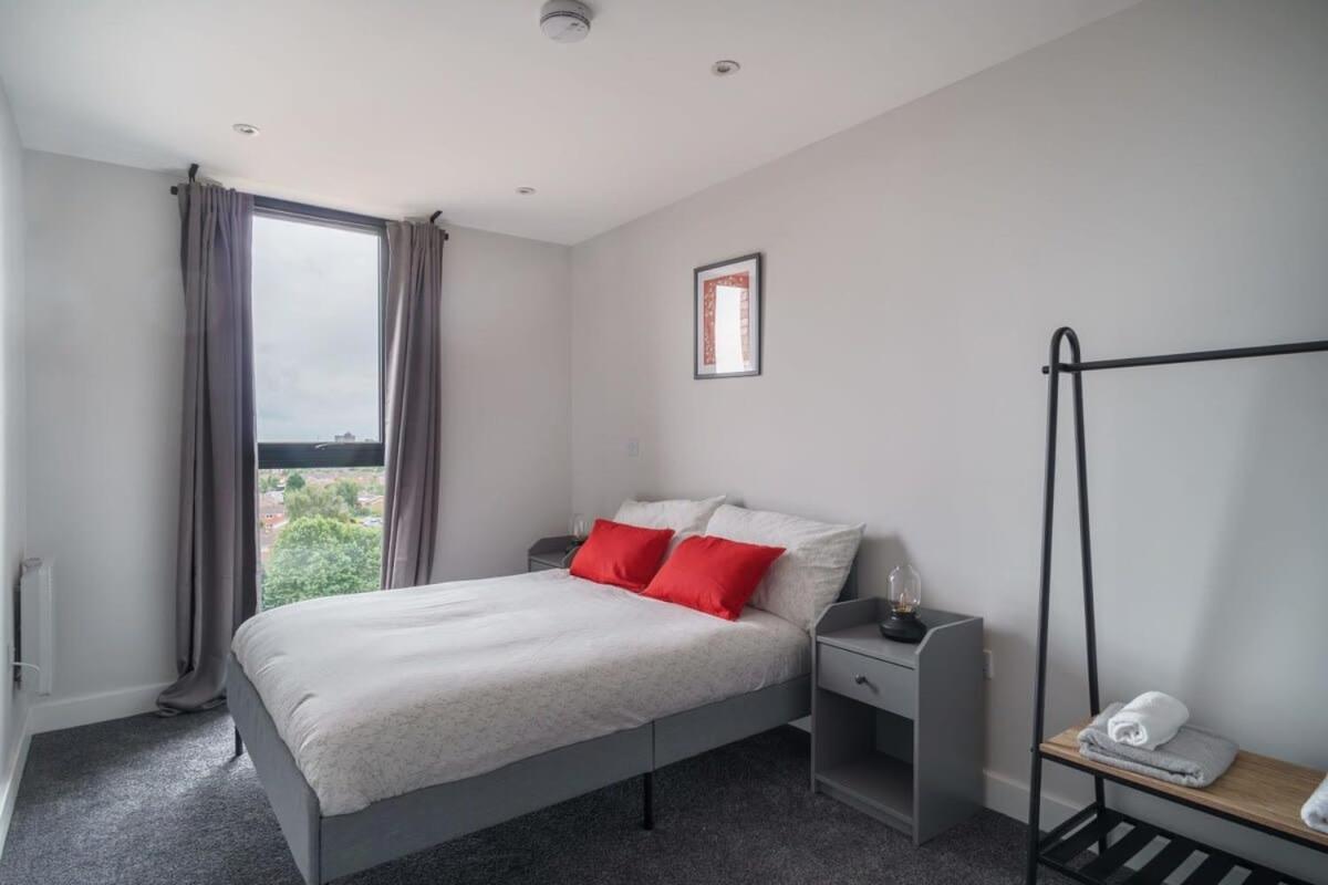 Fantastic 3 Bedroom Manchester Apartment Buitenkant foto